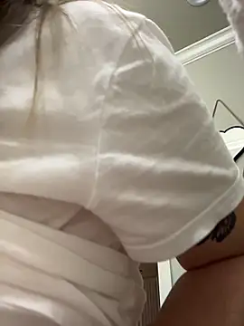 Snapshot of Vivian_MayXxX chatting on 11/19/25, 01:49 Vivian MayXxX online show from 11/19/25, 01:49