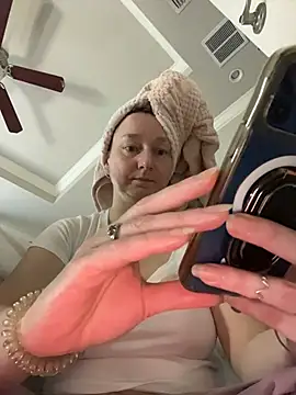 Vivian MayXxX online show from 02/10/26, 07:18