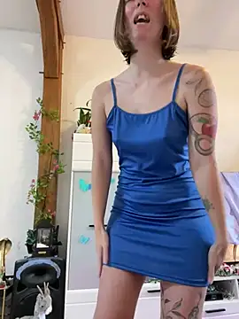 Daisy Michto Officiel online show from 12/16/24, 02:27