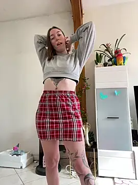 Daisy Michto Officiel online show from 03/14/25, 02:19