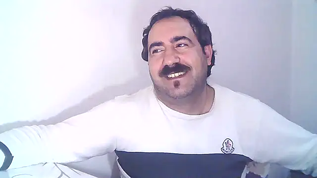 Snapshot of ZYXEL353 chatting on 02/17/25, 02:31 ZYXEL353 online show from 02/17/25, 02:31