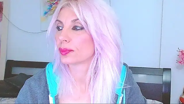 HoneyLara online show from 03/07/25, 01:31