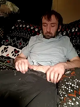 ShadowyTube online show from 12/25/24, 07:57