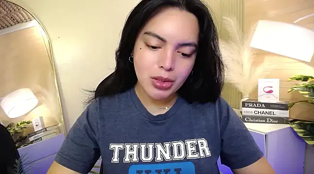 HotstuffCherrySummer online show from 01/10/25, 06:31