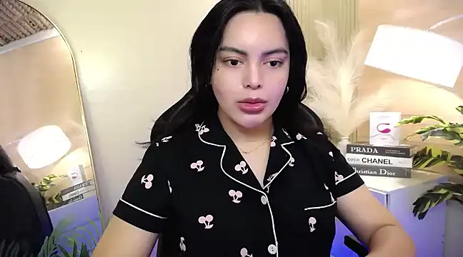 HotstuffCherrySummer online show from 01/11/25, 05:52