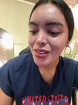 HotstuffCherrySummer online show from 04/17/26, 11:02