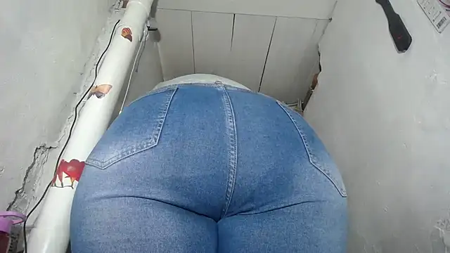 Snapshot of nattashafoxx chatting on 02/24/26, 03:15 nattashafoxx online show from 02/24/26, 03:15