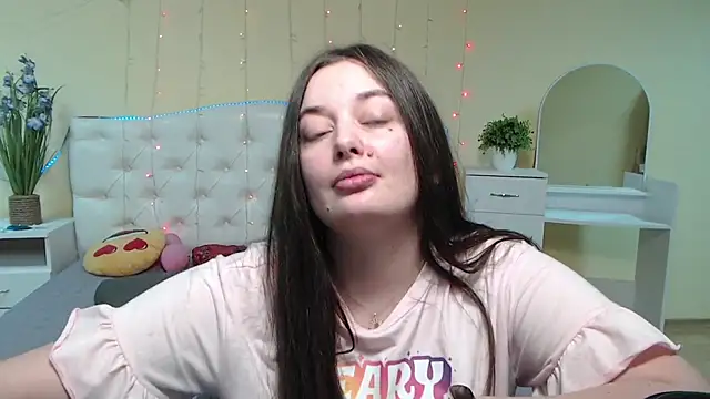 MilanaPrice online show from 01/29/25, 09:28