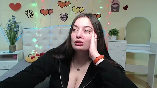 MilanaPrice online show from 02/08/25, 06:12