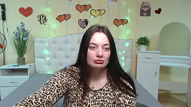 MilanaPrice online show from 03/11/25, 10:42