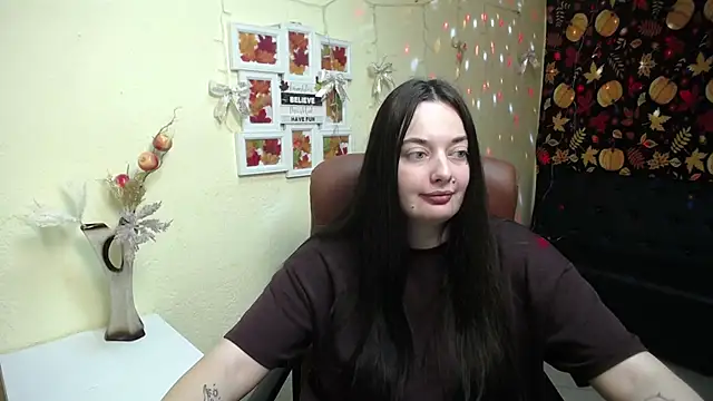 MilanaPrice online show from 11/23/25, 06:30