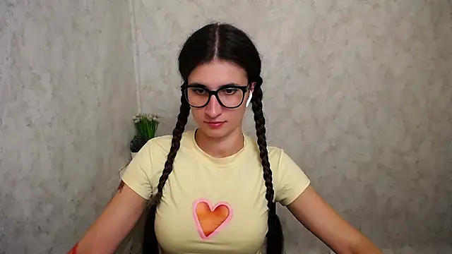MaryEm976 online show from 06/24/26, 12:04