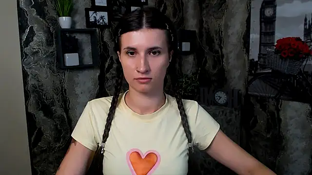 MaryEm976 online show from 06/26/26, 05:45