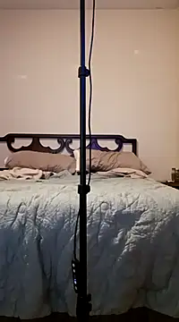 Snapshot of Armpitshaver chatting on 02/23/25, 02:25 Armpitshaver online show from 02/23/25, 02:25