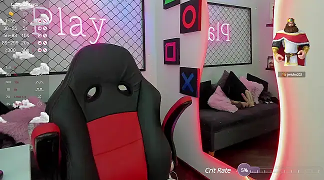 Snapshot of Atenea_Klett_ chatting on 03/05/25, 05:29 Atenea Klett online show from 03/05/25, 05:29