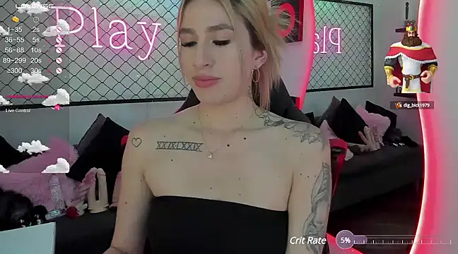 Snapshot of Atenea_Klett_ chatting on 03/05/25, 08:32 Atenea Klett online show from 03/05/25, 08:32