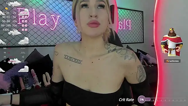 Snapshot of Atenea_Klett_ chatting on 03/19/25, 01:29 Atenea Klett online show from 03/19/25, 01:29