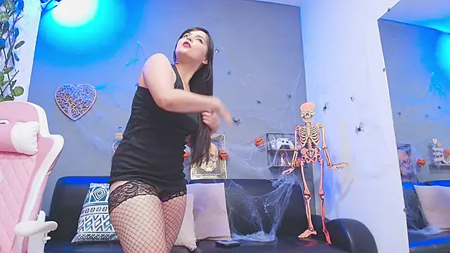 Snapshot of kateadams1 chatting on 10/10/25, 11:48 kateadams1 online show from 10/10/25, 11:48