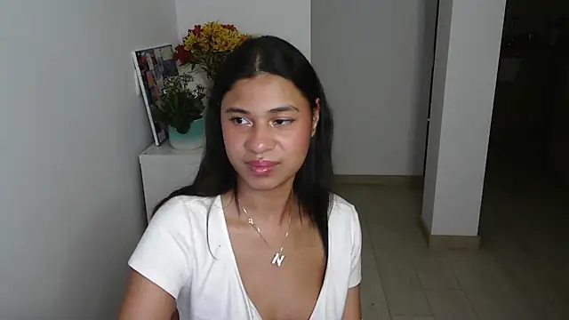 dark enchantress  online show from 01/17/25, 03:34