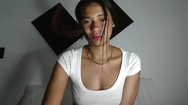 dark enchantress  online show from 11/01/25, 10:34