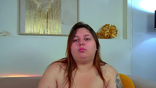 LillianKim online show from 10/19/25, 06:47