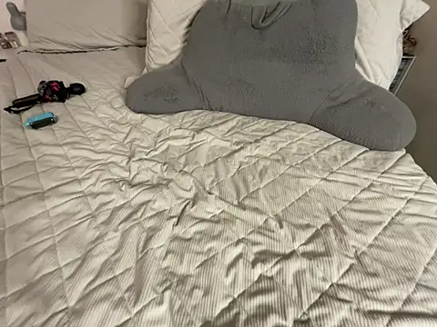 Snapshot of AngelSinz69 chatting on 02/26/25, 08:44 AngelSinz69 online show from 02/26/25, 08:44