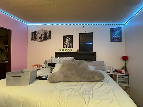 Snapshot of AngelSinz69 chatting on 11/01/25, 02:46 AngelSinz69 online show from 11/01/25, 02:46