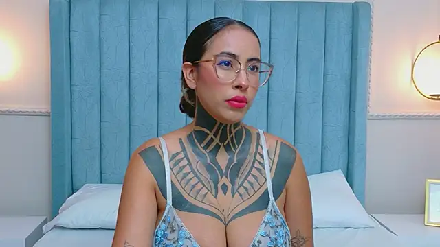 NicoleBlum online show from 05/27/26, 07:44