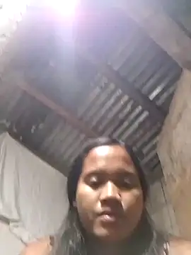 Snapshot of Sexiest_quen chatting on 02/02/25, 04:32 Sexiest quen online show from 02/02/25, 04:32