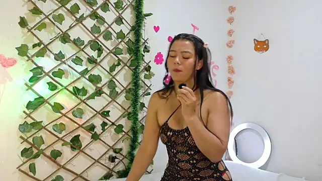 Snapshot of -Camila_ chatting on 07/01/26, 05:12 -Camila online show from 07/01/26, 05:12