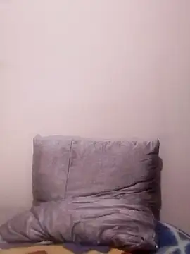 Snapshot of bigtitssxx chatting on 03/01/25, 10:13 bigtitssxx online show from 03/01/25, 10:13