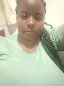 Snapshot of bigtitssxx chatting on 09/14/25, 09:58 bigtitssxx online show from 09/14/25, 09:58