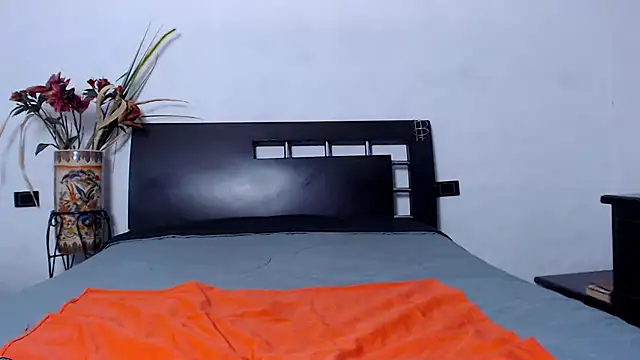 AikoTailor online show from 03/20/26, 02:22