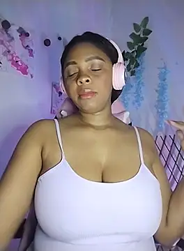 Snapshot of collegechica chatting on 10/02/25, 07:15 collegechica online show from 10/02/25, 07:15