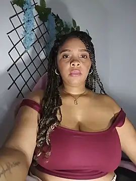 Snapshot of collegechica chatting on 02/13/26, 04:19 collegechica online show from 02/13/26, 04:19