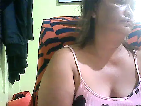hott scarlett online show from 07/17/26, 10:36