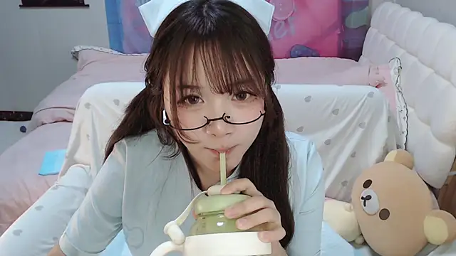 Snapshot of Sakura_Anne chatting on 02/20/25, 03:08 Sakura Anne online show from 02/20/25, 03:08