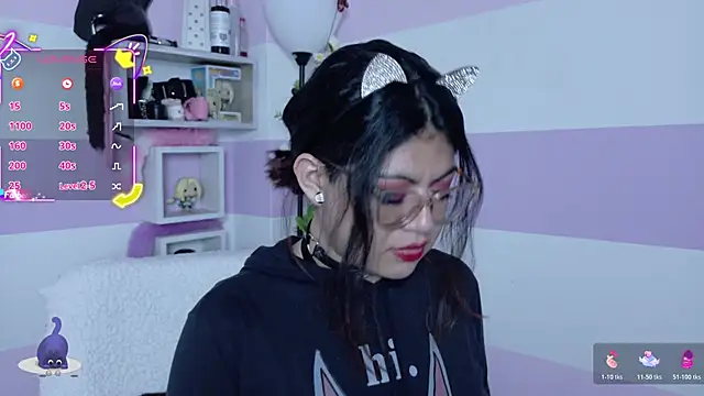 Catwhite  online show from 03/02/26, 05:31