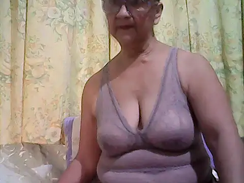 Snapshot of ScorpionLove12 chatting on 11/14/25, 05:55 ScorpionLove12 online show from 11/14/25, 05:55