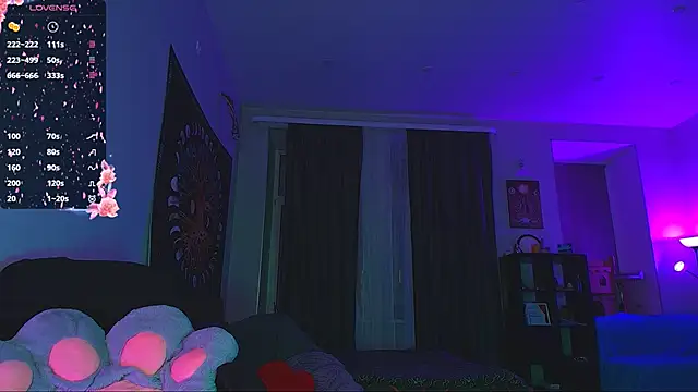 NicoleFancy online show from 12/19/25, 05:09