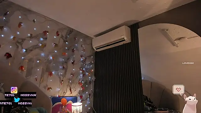 Katemoss70 online show from 12/16/25, 12:21