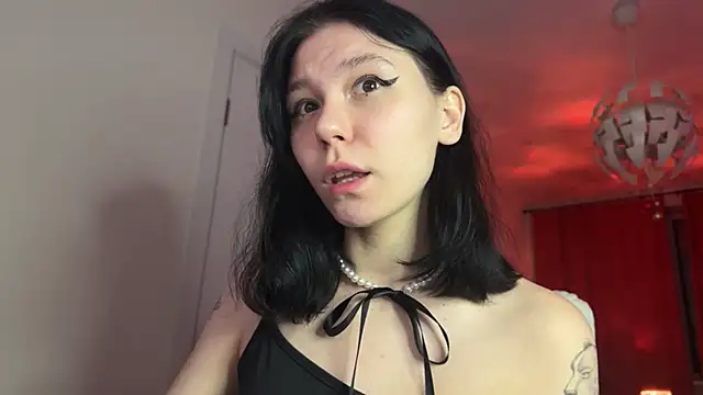 pinkdolly18 online show from 01/09/25, 09:37