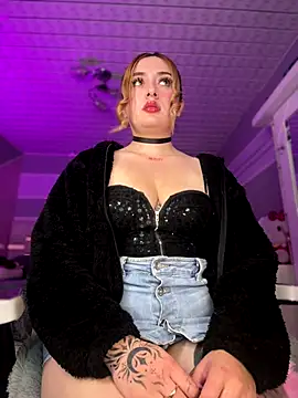 Sam Thompsoon  online show from 11/08/25, 02:12