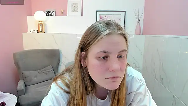 Snapshot of JadeSoft chatting on 03/02/25, 03:24 JadeSoft online show from 03/02/25, 03:24