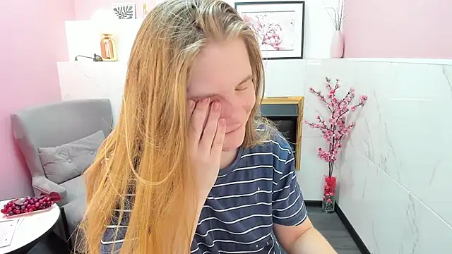 Snapshot of JadeSoft chatting on 03/22/25, 09:31 JadeSoft online show from 03/22/25, 09:31