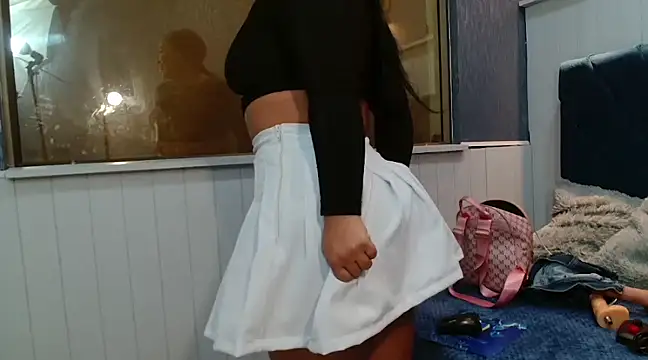 EmilyQueen3x online show from 02/23/25, 04:13