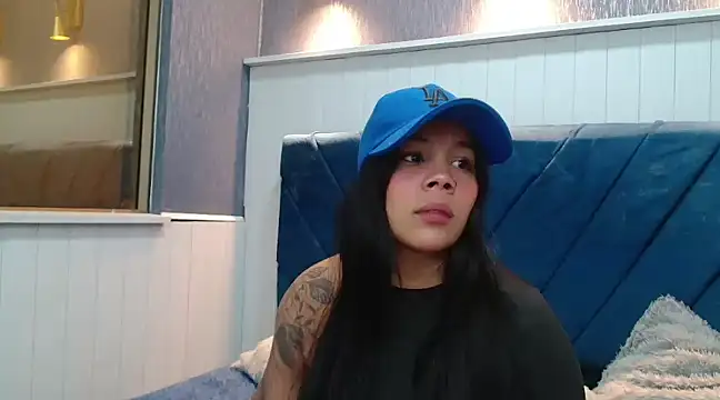 EmilyQueen3x online show from 02/25/25, 01:06