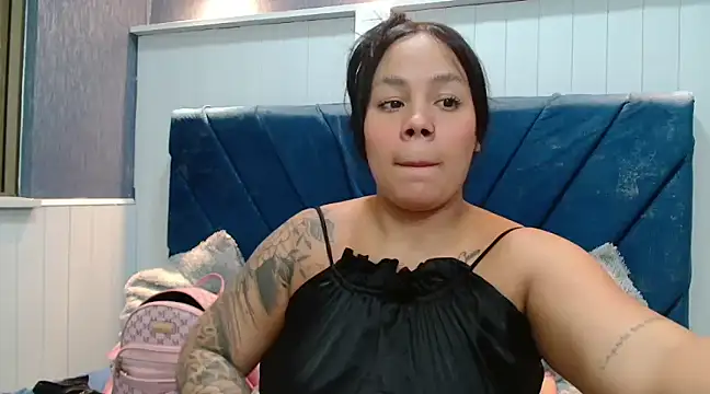 EmilyQueen3x online show from 03/22/25, 02:03