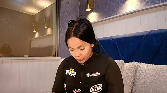 EmilyQueen3x online show from 02/22/26, 02:04