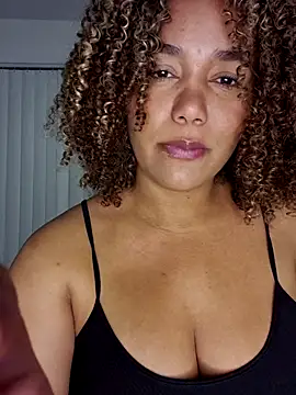 Snapshot of cataleya-glen chatting on 10/22/25, 09:42 cataleya-glen online show from 10/22/25, 09:42